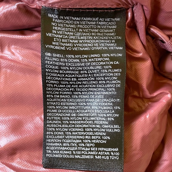 The North Face Women’s Nuptse Belted Mid Jacket, size Med fits like a Lg - Picture 10 of 12